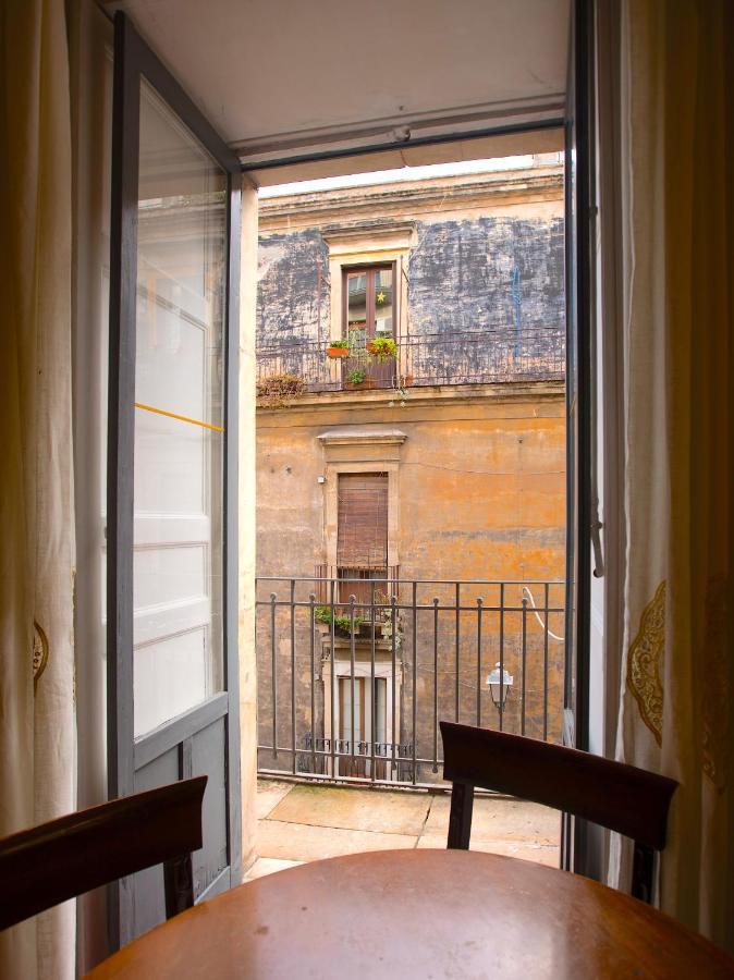Ferienwohnung Dimora Pacini Catania Exterior foto